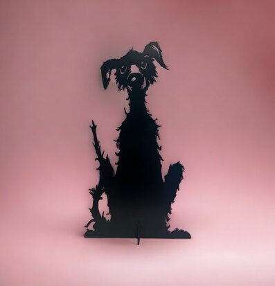 Bild av unik hundsiluett i svart metall