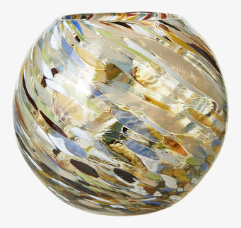 Bild av en unik och iögonfallande flerfärgad ljuslykta