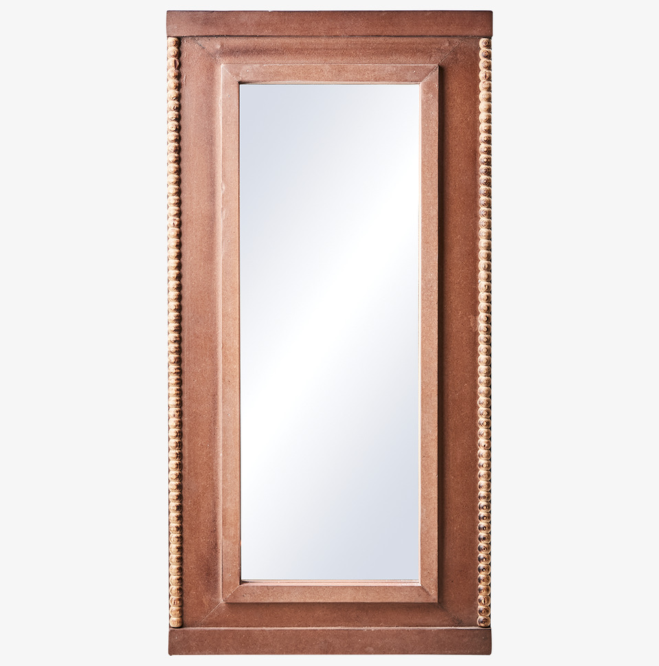 Carve Spegel Brun från Affari med träram och små träpärlor