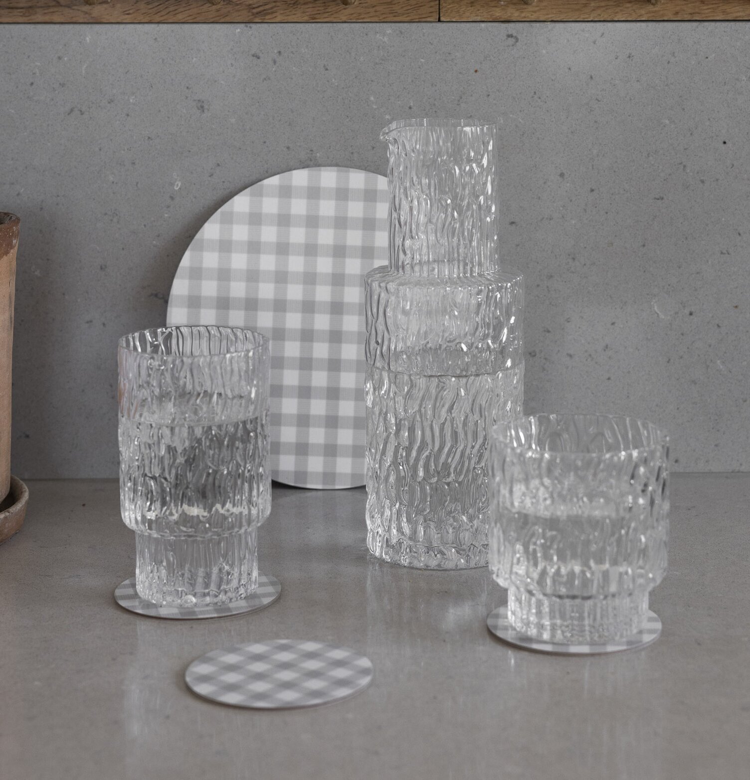 Dricksglas - Prinseryd från Storefactory på grå yta