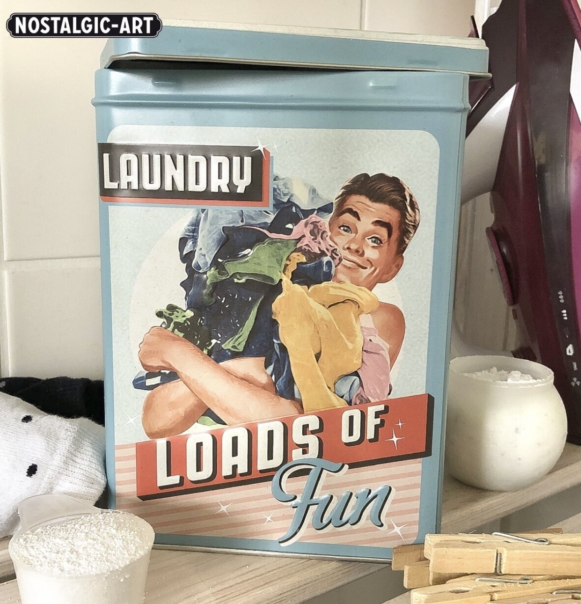 Plåtburk Tvättmedel #3 från Bromma Kortförlag i retrodesign