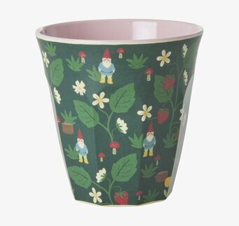 Bild av melaminmugg med magiskt skogsmotiv