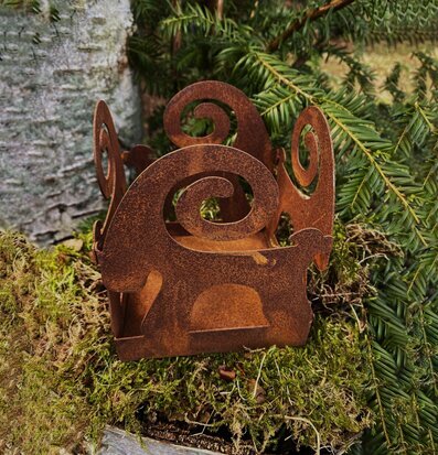 Bild av rustik marschallhållare i naturlig miljö