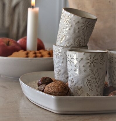 Bild av vintermys med eleganta och hemtrevliga detaljer