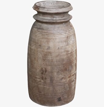 Foto av rustik vas med jordnära färg och struktur