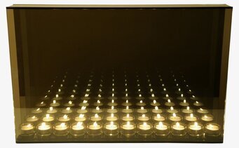 Bild av elegant belysning med rökfärgad glasdesign