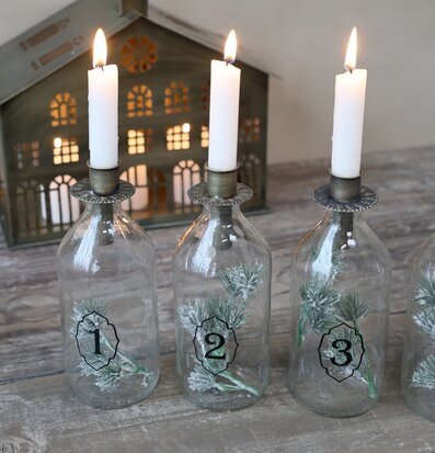 Bild av adventsljusstake med antik stil och charm