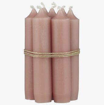 Bild av sex rosa stearinljus med jutesnöre