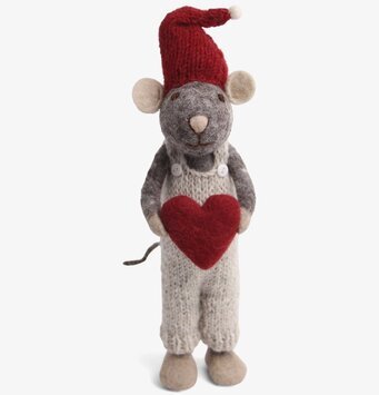 Bild av charmig julmus med tomteluva och hjärta