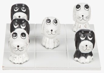 Foto av charmigt brädspel med hundfigurer i trä