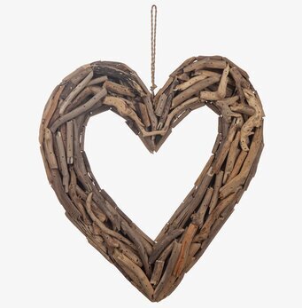 Foto av hängande hjärta i drivved för heminredning