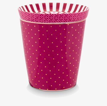 Bild av en elegant mugg med rosa och guld detaljer