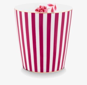 Bild av stilfull mugg med rosa ränder och guldkant