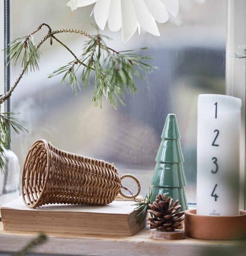 Klocka Rotting Stor från IB Laursen i naturlig miljö