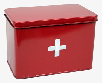 Foto av röd medicinlåda med praktisk design och förvaring