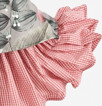 Bild av unik bordslampa med naturinspirerat mönster