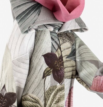 Bild av textilfigur: unik design och intrikata mönster