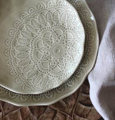 Bild av elegant keramik med harmoniska mönster