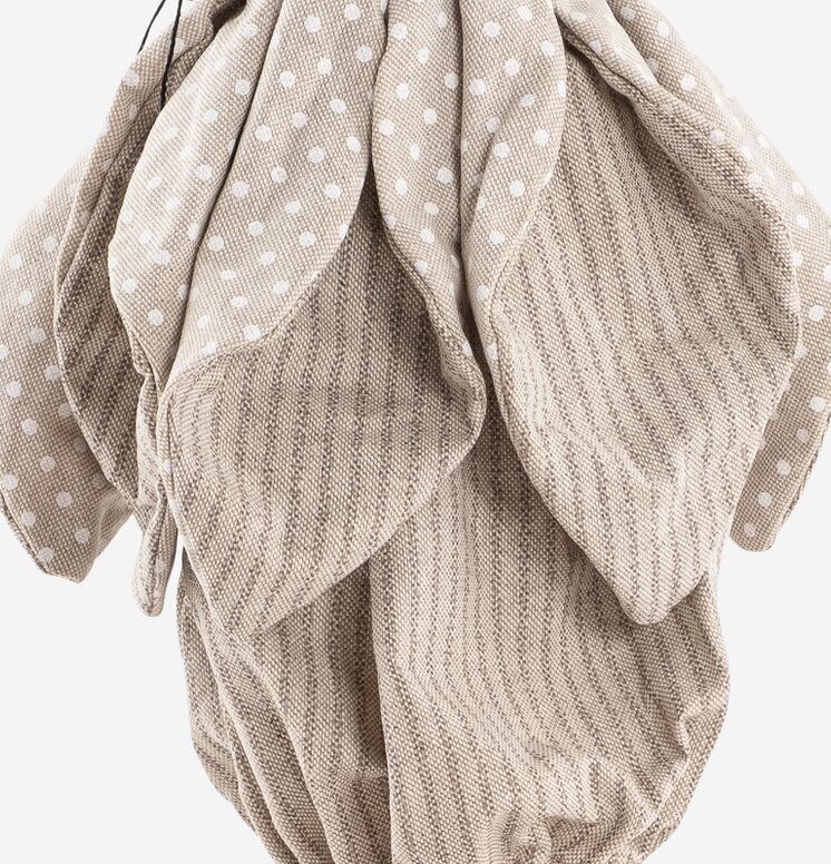 Bordslampa Maritina från Skitso med unik, mönstrad tygskärm