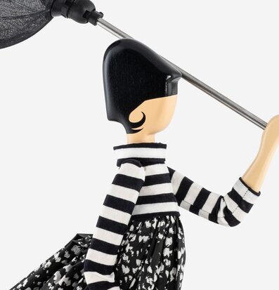 Bild av stilfull bordslampa med konstnärlig design