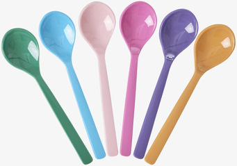 Bild av färgglada korta skedar i plast, set om sex