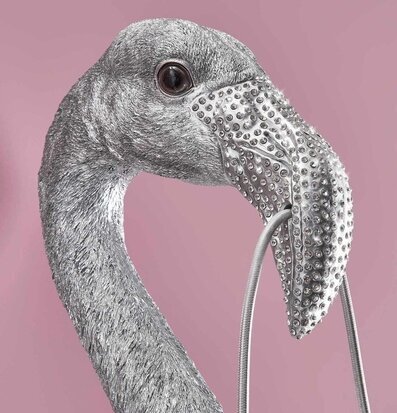 Foto av elegant vägglampa med flamingo och detaljer