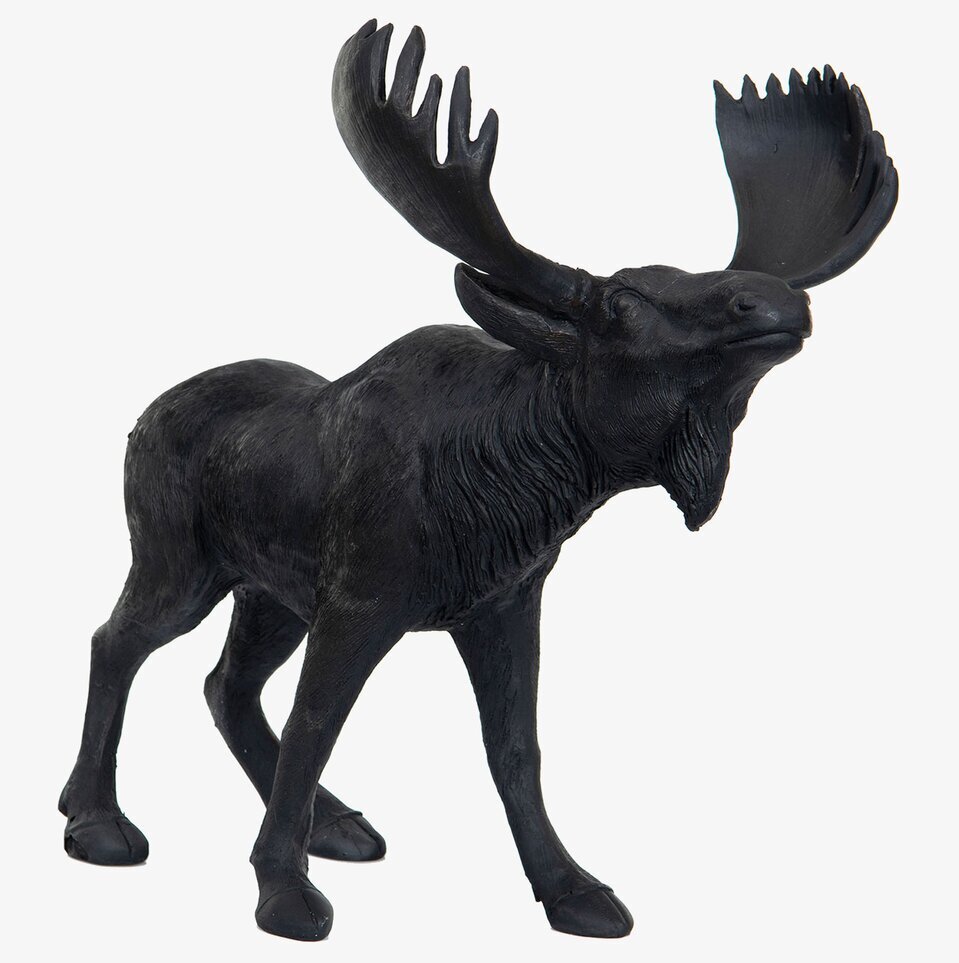 Bild av realistisk älgskulptur med detaljerad design