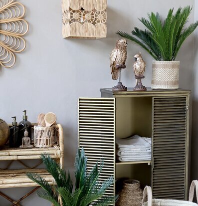 Foto av stilfullt inrett hem med antik mässing