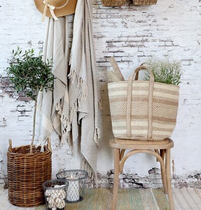 Bild av rustik och harmonisk inredning med naturinslag