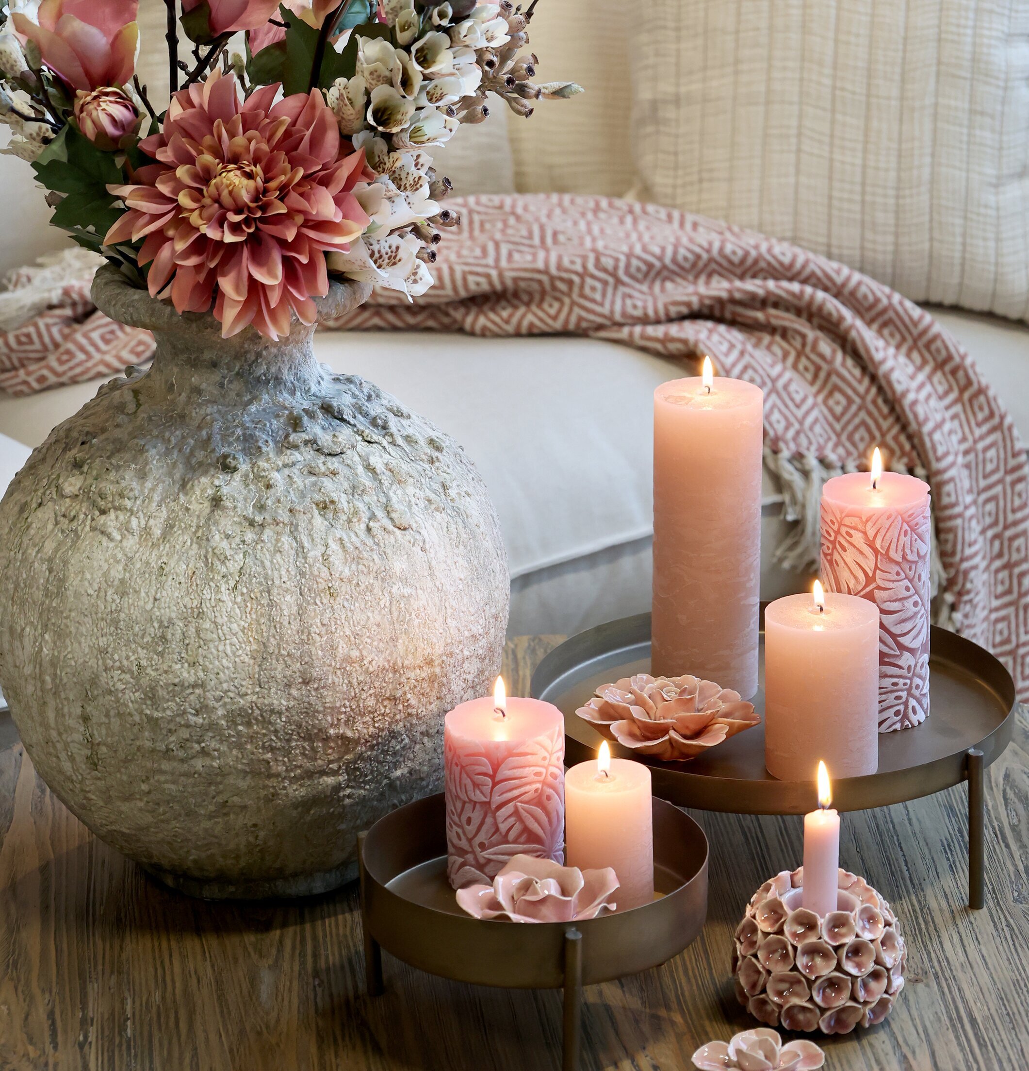 Bild av harmonisk interiör med naturinspirerade element