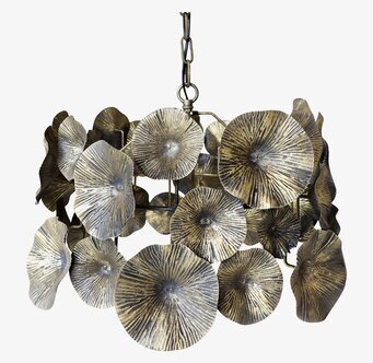 Bild av taklampa med blomsterdekor och antik finish