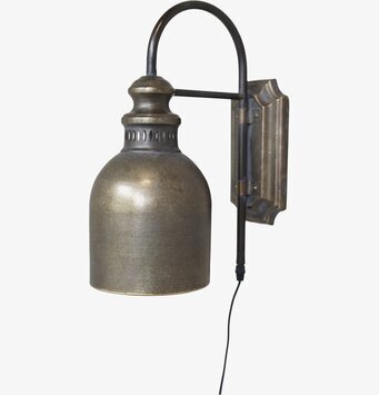 Bild av antik mässing vägglampa med klassisk design