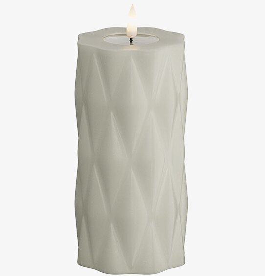 Harlequin Candle Sand 15cm från Deluxe Homeart i sandfärg