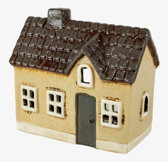 Bild av charmig ljuslykta i form av ett hus