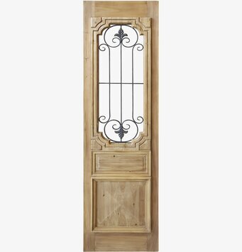 Bild av dekorativ träplatta med smidesdetaljer