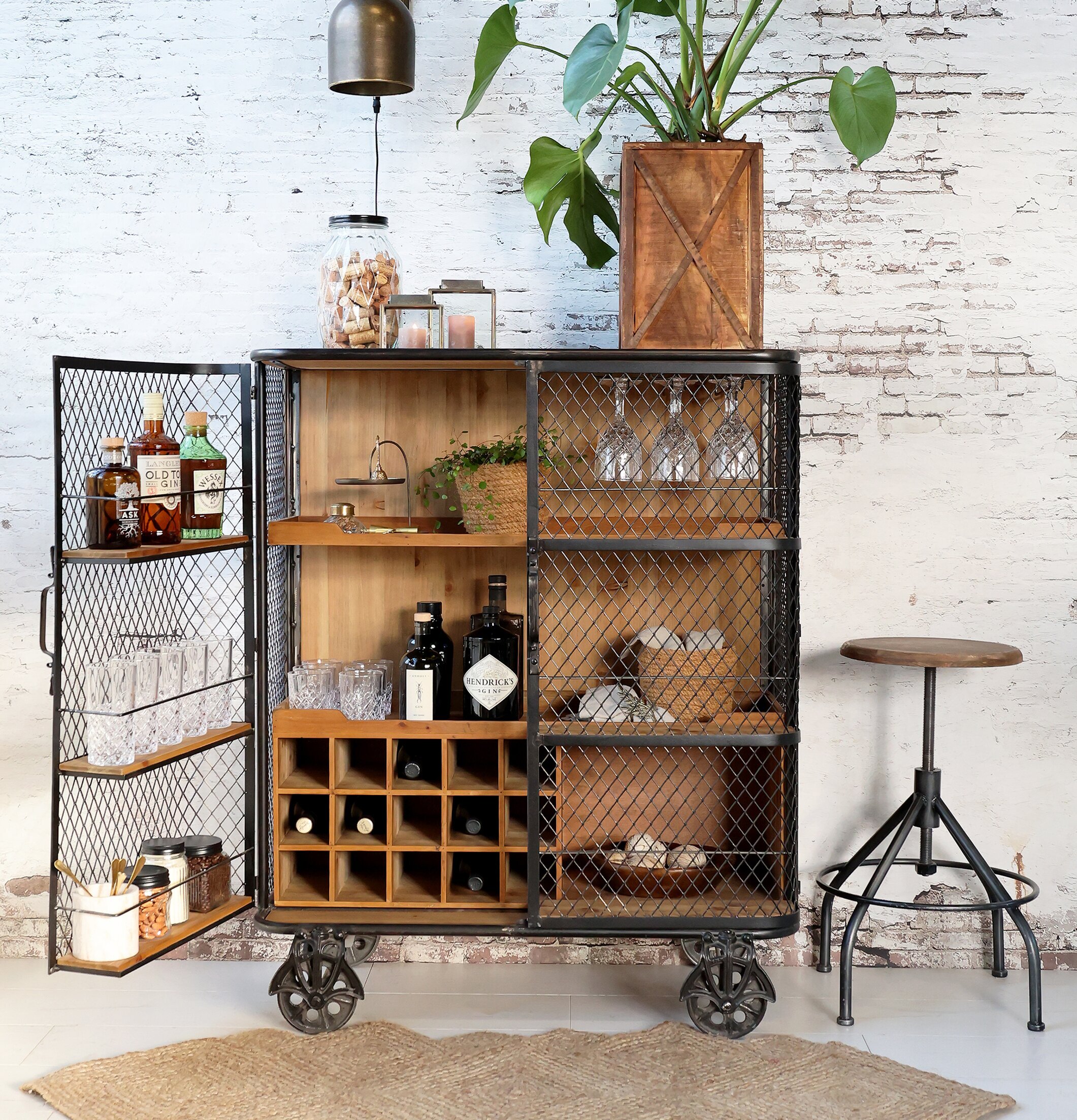 Barskåp/Serveringsvagn Antiksvart från Chic Antique