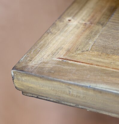 Foto av konsolbord i naturligt trä med elegant design