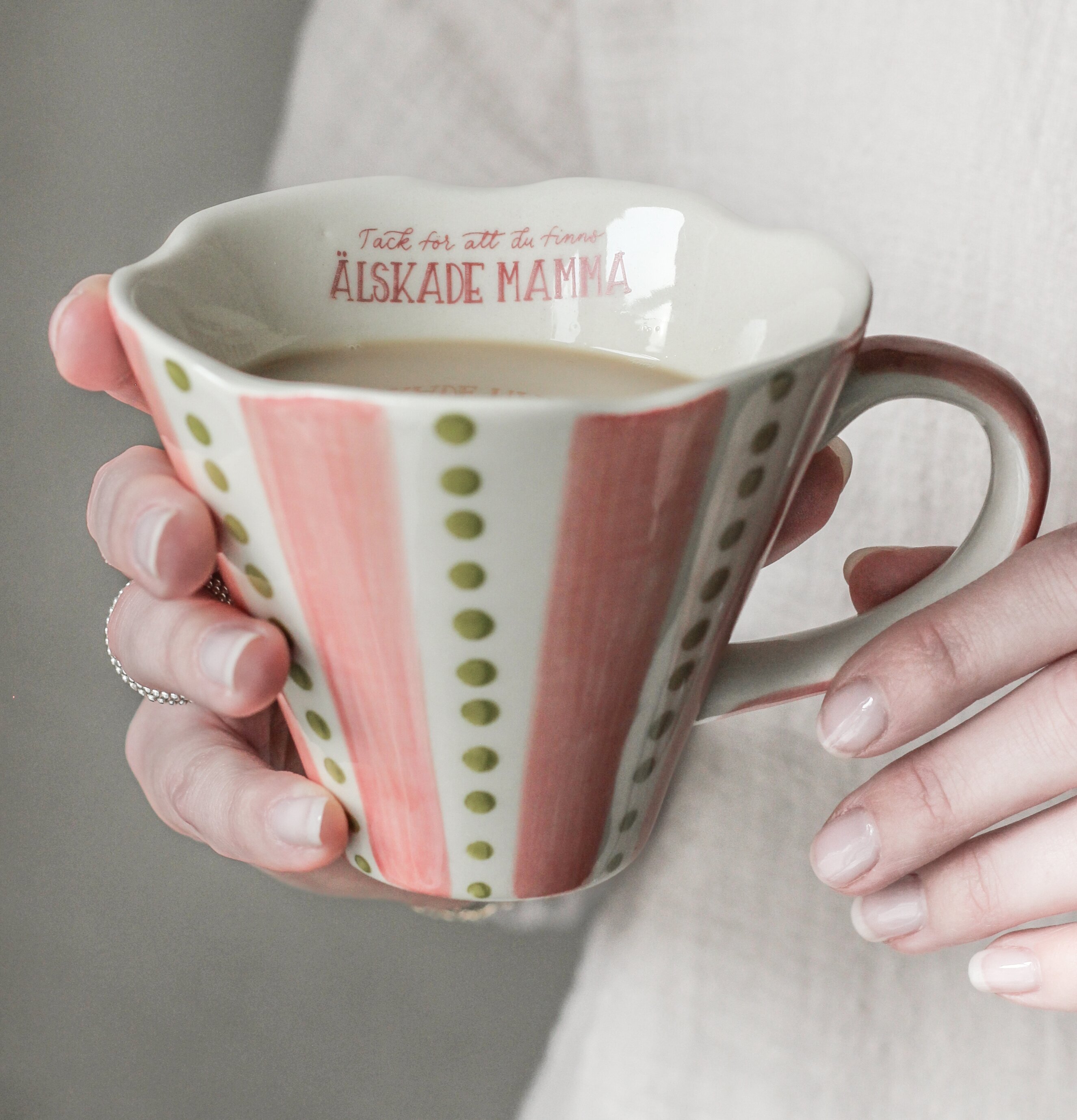 Mugg - Älskade Mamma från Majas Cottage med rosa ränder