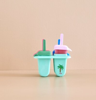 Bild av färgglada glassformar i pastellfärger