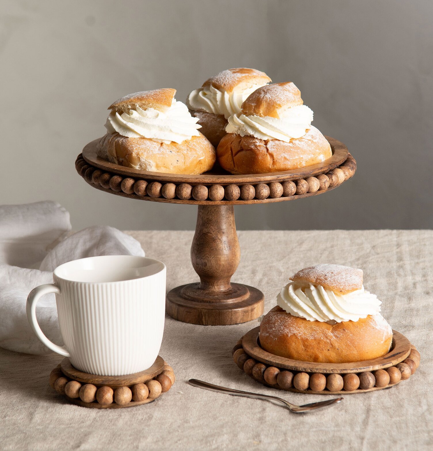 Fat Set/3 Marble Trä Brun från A Lot Decoration på duk