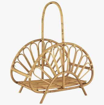 Bild av elegant rottingkorg för tidningar och böcker