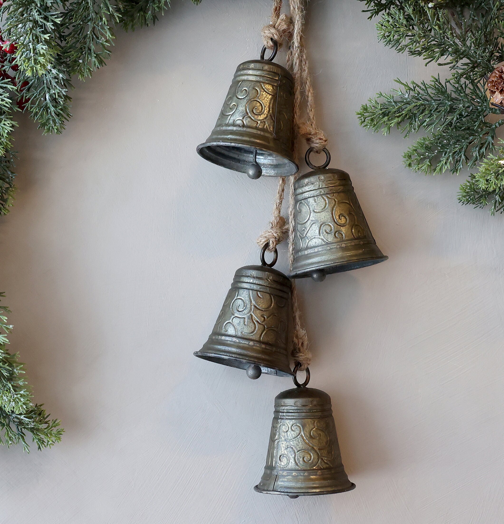 Klockor På Jutesnöre Antik Mässing från Chic Antique hänger