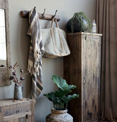 Bild av rustik interiör med charm och hemtrevnad