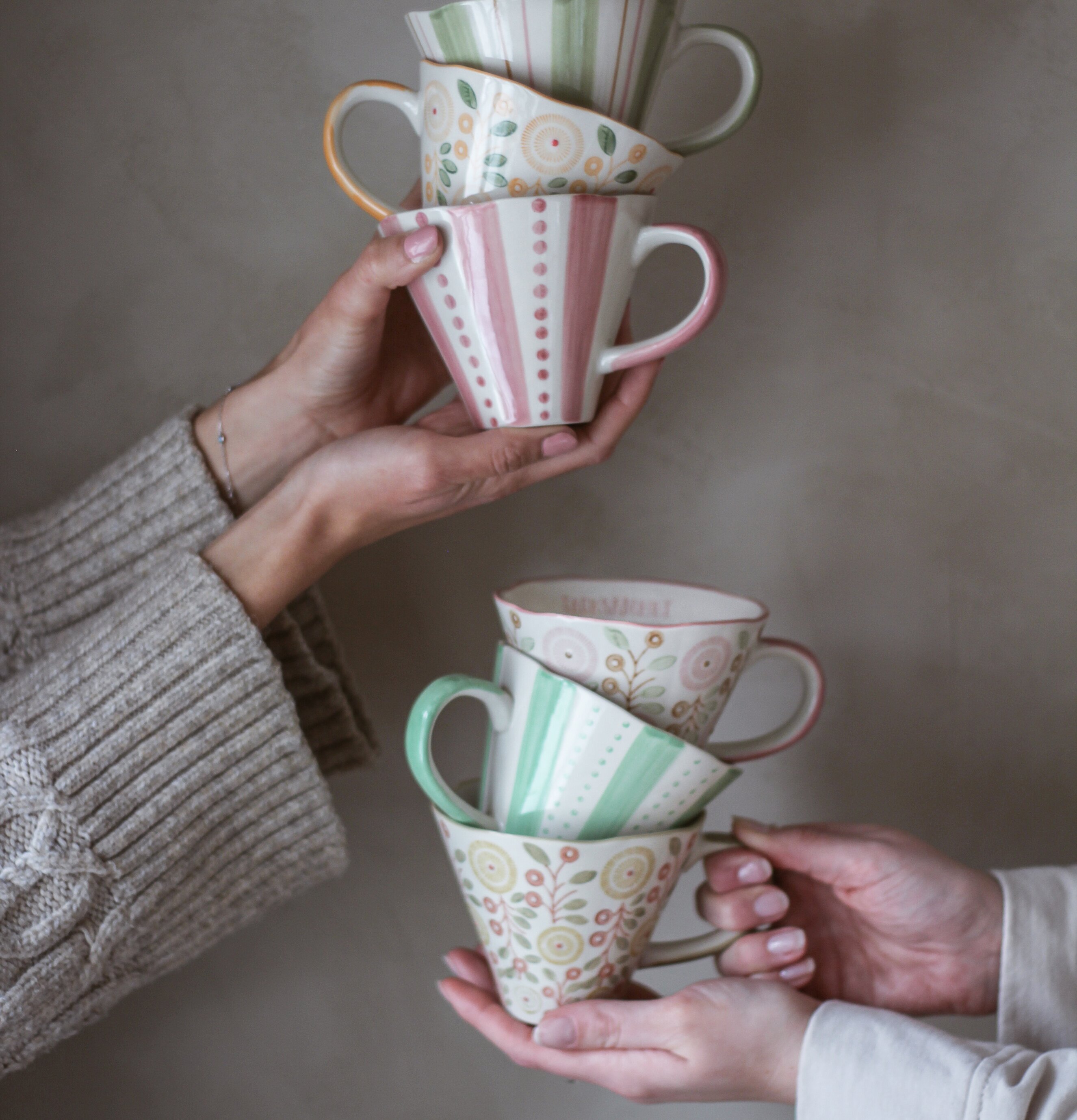 Keramikmugg - Tacksamhet från Majas Cottage, staplade koppar