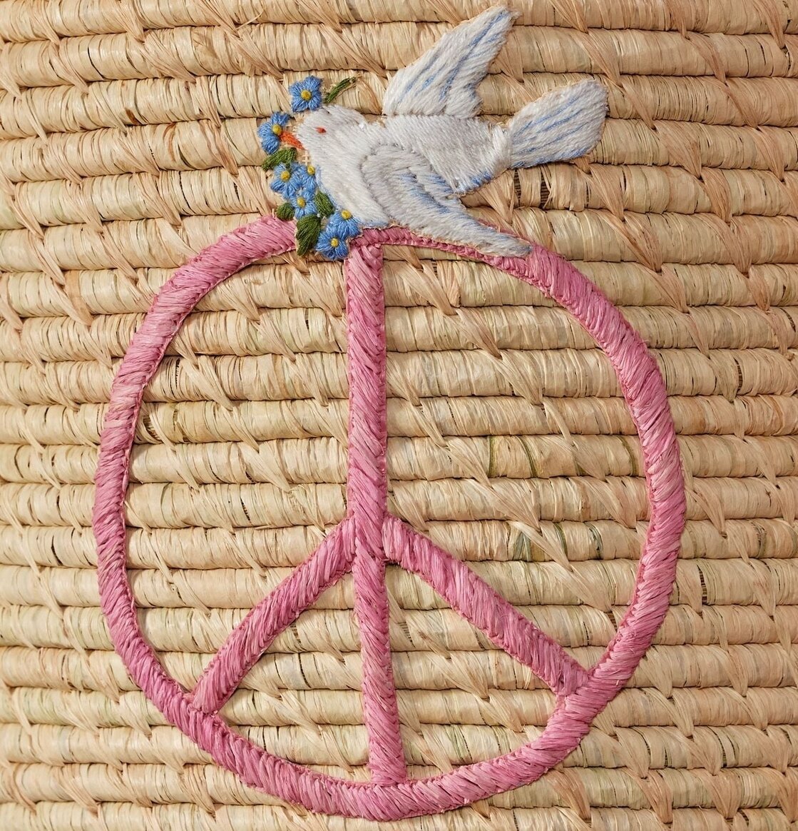 Förvaringskorg Peace & Dove Print från Rice i sjögräs