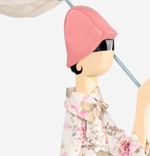 Bordslampa Paeonia från Skitso med figur och ballong