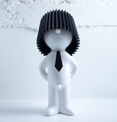 Bild av unikt designobjekt med humoristisk och elegant stil