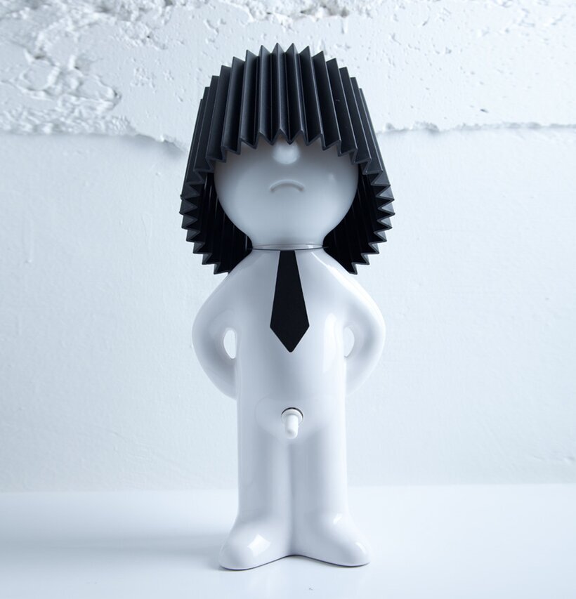 Bild av unikt designobjekt med humoristisk och elegant stil