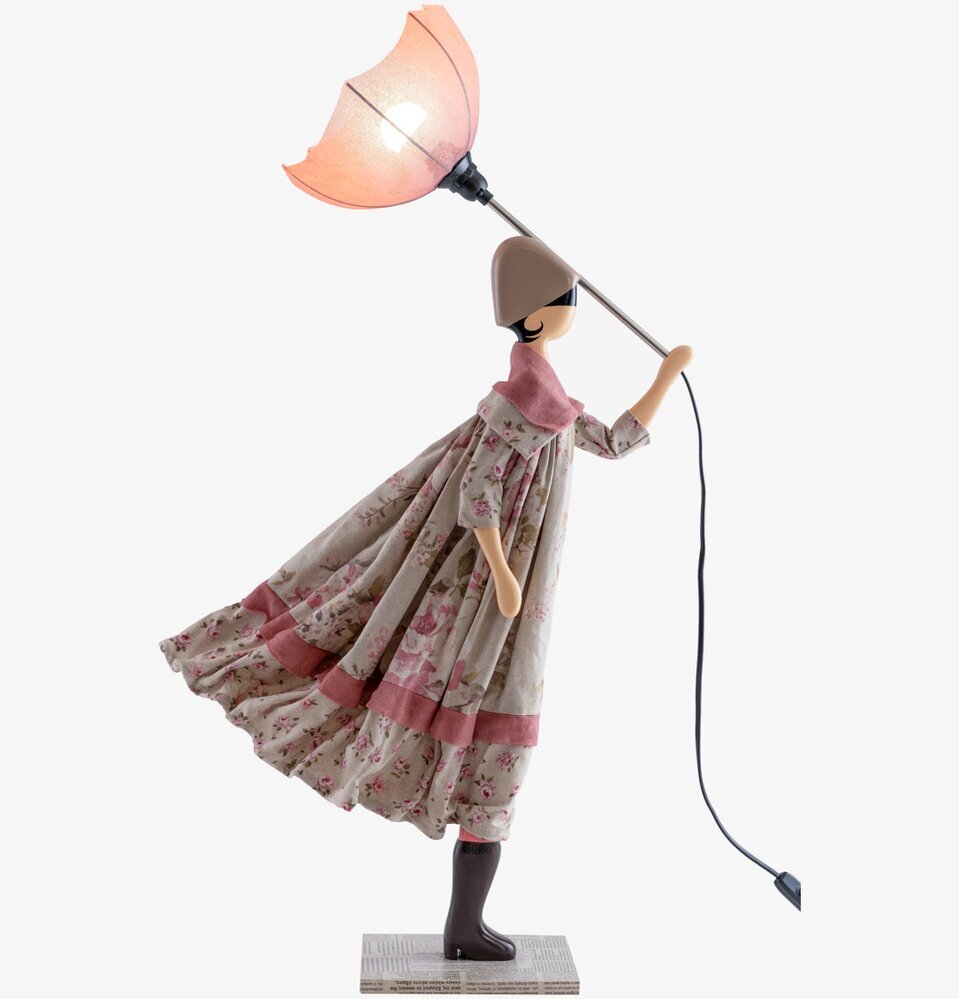 Bordslampa Megan från Skitso med kvinnofigur och paraply