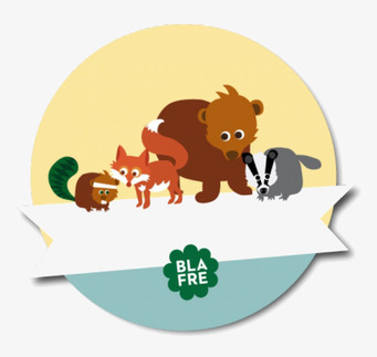 Bild av skogsdjur på charmig och lekfull namnlapp